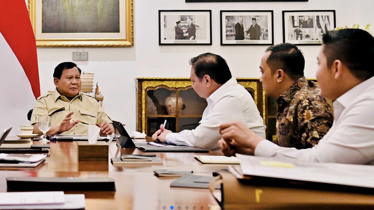 Siap-siap! Prabowo Bakal Bagi-bagi Uang dan Diskon ke Warga RI