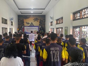 13 Anak Binaan Kasus Pencurian-Narkotika di Karangasem Dapat Remisi