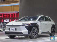 Daftar 10 Merek Mobil Paling Laris di Indonesia 2025