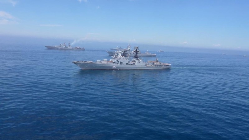 A view shows Russian warships during major naval drills, which are conducted by the Russian Navy in the Pacific and Arctic oceans and in the Baltic and Caspian seas, at an unknown location, in this still image taken from video released July 23, 2025. Russian Defence Ministry/Handout via REUTERS ATTENTION EDITORS - THIS IMAGE HAS BEEN SUPPLIED BY A THIRD PARTY. NO RESALES. NO ARCHIVES. MANDATORY CREDIT.