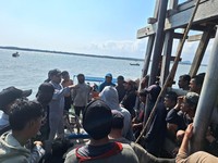 Prabowo Perintahkan Latihan Militer Kapal Perang di Babel-Tutup Pulau