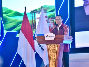 Profil dan Karier Dirut Pertamina Simon Aloysius Mantiri
