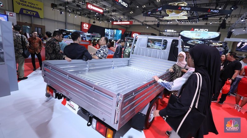 Toyota Hilux Rangga di Pameran GIIAS2025, Tangerang, Banten, Kamis, 24/7. (CNBC Indonesia/Tri Susilo)
