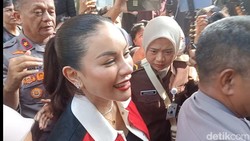 Video Nikita Mirzani Sebut Kasus Dugaan Pemerasannya Seperti Main-main
