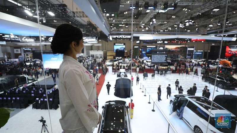 Pameran otomotif terbesar di RI, Gaikindo Indonesia International Auto Show (GIIAS) 2025 resmi dibuka hari ini, Kamis (24/7/2025). (CNBC Indonesia/Tri Susilo)