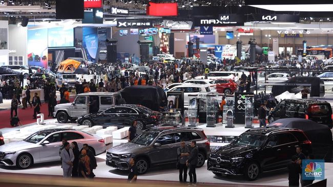 Seret Dibanding 2024, Penjualan Mobil Malaysia-Indonesia Siapa Menang?