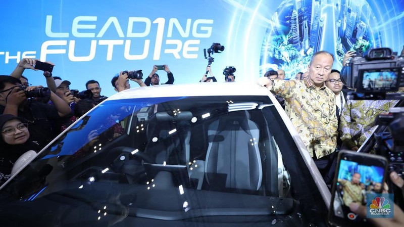 Pameran otomotif terbesar di RI, Gaikindo Indonesia International Auto Show (GIIAS) 2025 resmi dibuka hari ini, Kamis (24/7/2025). (CNBC Indonesia/Tri Susilo)