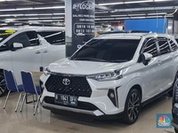 Alphard-Pajero Bekas Kurang Laku, Avanza Laris Manis Bak Kacang Goreng