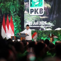 Prabowo: Demokrasi Penting, Tapi Rakyat tidak Punya Rumah dan Lapar