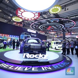 Penampakan Luar Dalam Daihatsu Rocky Hybrid Harga Rp 293,3 Juta