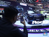 Mesin Penjualan Mobil Menyala, ASII Langsung Ngebut?