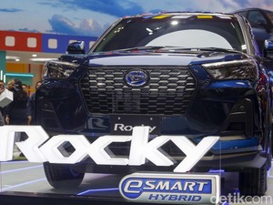 Skema Cicilan Daihatsu Rocky Hybrid, DP Rendah Bayar Segini per Bulan