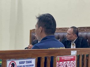 Video 2 Eks Polisi Pembunuh Tahanan di Jambi Divonis 15 Tahun Bui