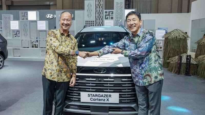 GAIKINDO Indonesia International Auto Show (GIIAS) 2025 resmi dibuka pada Kamis (24/7). PT Hyundai Motors Indonesia (HMID) kembali hadir dalam pameran otomotif terbesar di Indonesia dengan meluncurkan STARGAZER Cartenz dan Cartenz X. (Dok. PT Hyundai Motors Indonesia)