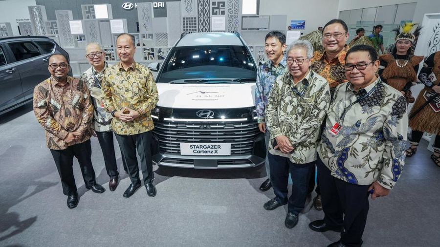 GAIKINDO Indonesia International Auto Show (GIIAS) 2025 resmi dibuka pada Kamis (24/7). PT Hyundai Motors Indonesia (HMID) kembali hadir dalam pameran otomotif terbesar di Indonesia dengan meluncurkan STARGAZER Cartenz dan Cartenz X. (Dok. PT Hyundai Motors Indonesia)