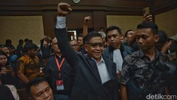 Hakim: Hasto Aktif di PAW Harun Masiku, Garansi Saya-Perintah Ibu Jadi Bukti