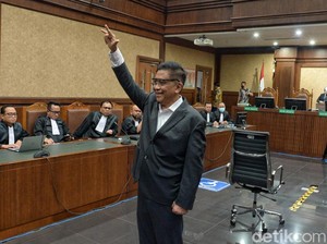Jejak Hasto di Kasus Harun Masiku: Jadi Tersangka, Diadili, Lalu Dapat Amnesti