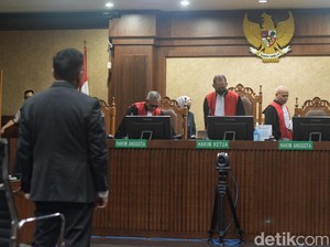 Video Hakim Tepis Hasto soal Kekuatan Besar: Klaim Tak Jelas