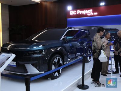 Menperin Beri Kode Calon Mobil Nasional Sudah Tampil di GIIAS 2025