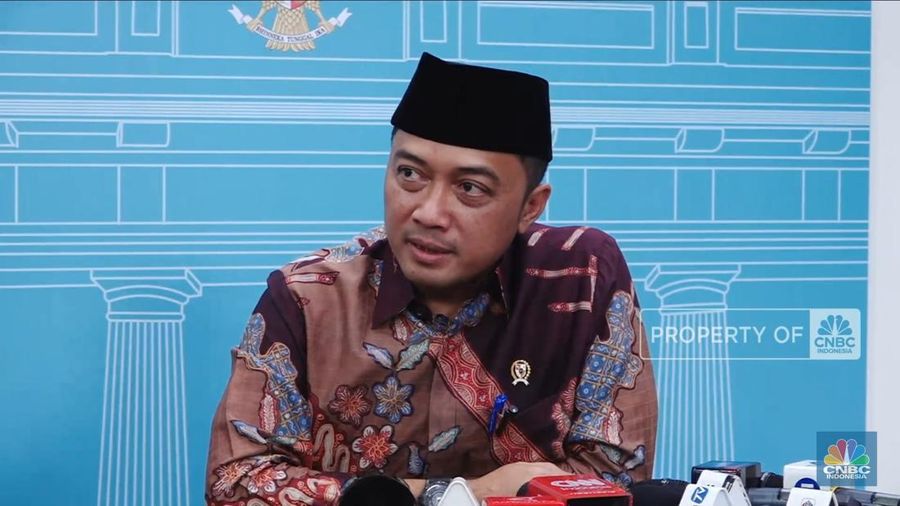 Mensesneg Prasetyo Hadi merespons permintaan mantan prajurit marinir Satria Arta Kumbara yang ingin kembali menjadi WNI usai bergabung dengan tentara Rusia.