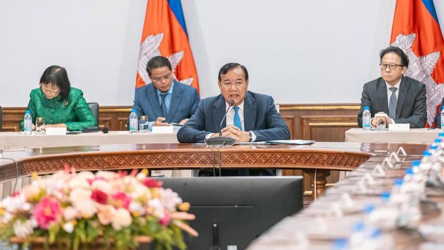 Menteri Luar Negeri dan Kerja Sama Internasional Kamboja, Prak Sokhonn, telah memberikan briefing kepada korps diplomatik di Phnom Penh tentang perkembangan situasi keamanan di perbatasan Kamboja-Thailand. (Dok. KBRI Kamboja)