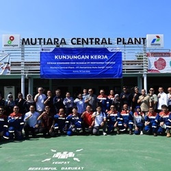 Dorong Kinerja, Dewan Komisaris Pertamina Tinjau Lapangan Migas PHSS