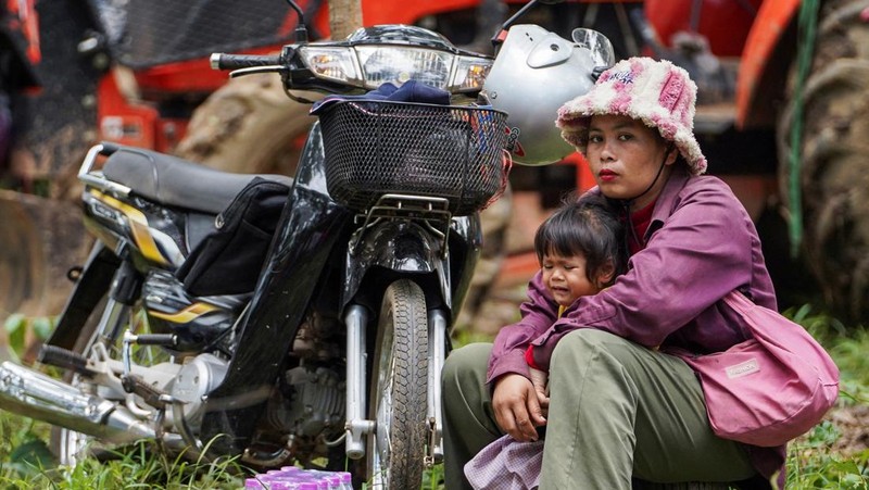 Kementerian Dalam Negeri Thailand mengungkapkan sebanyak 120.000 orang mengungsi imbas perang negara itu dengan Kamboja pada Kamis (24/7/2025). (REUTERS/Prajoub Sukprom)