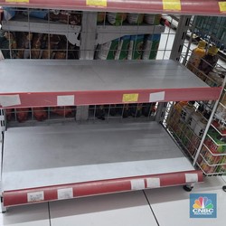 Stok Beras di Ritel Ini Kosong, Efek Polisi Geledah Beras Oplosan?