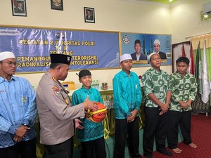 Cegah Terorisme, Polda Jatim Masif Edukasi Generasi Muda Soal Radikalisme