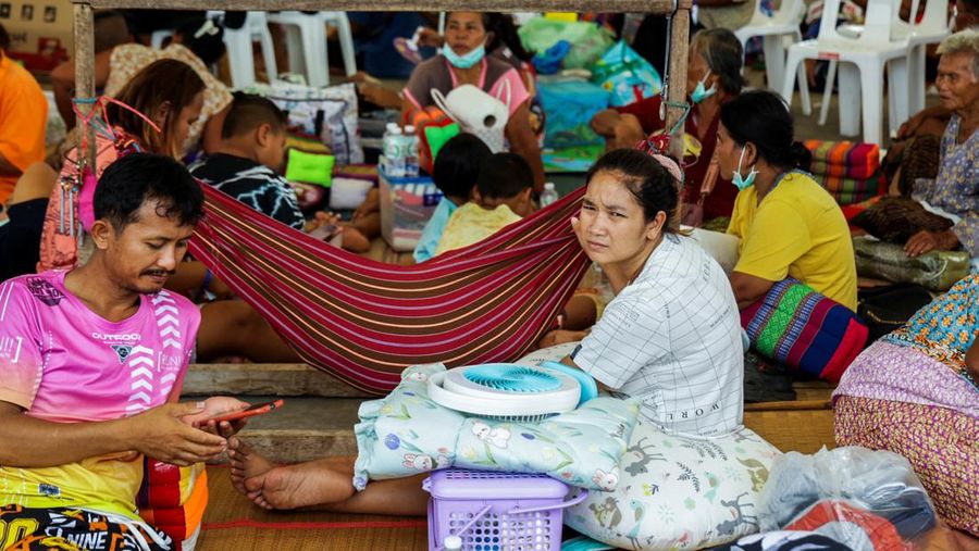 Kementerian Dalam Negeri Thailand mengungkapkan sebanyak 120.000 orang mengungsi imbas perang negara itu dengan Kamboja pada Kamis (24/7/2025). (REUTERS/Prajoub Sukprom)