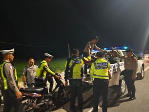 Patroli Balap Liar di Jalur Lintas Utara Lamongan Sita 9 Motor