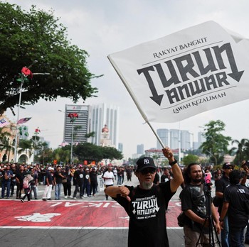 Ribuan Warga Malaysia Demo, Tuntut Anwar Ibrahim Mundur