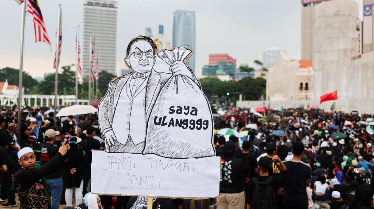 Bikin Kaget! PHK di Malaysia Melonjak, Puluhan Ribu Kehilangan Kerja