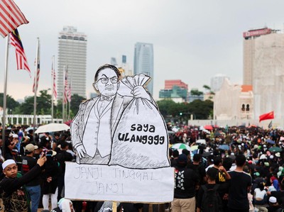 Bikin Kaget! PHK di Malaysia Melonjak, Puluhan Ribu Kehilangan Kerja