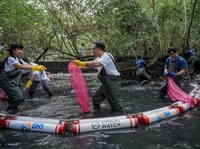 Jaga Ekosistem Lingkungan, BRI Bersihkan Sungai dan Kelola Sampah