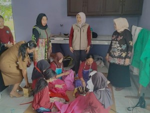 SKH Negeri 1 Tamiang Layang Gelar Workshop Membatik untuk Siswa