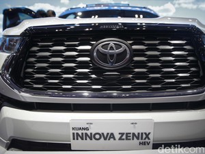 Segini Harga Pasaran Kijang Innova Zenix Hybrid Bekas Tahun 2023