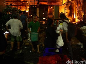 Polisi Bakal Gelar Olah TKP Kebakaran Pasar Taman Puring
