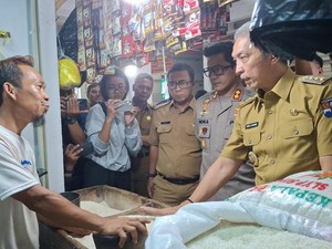 Sidak Pasar Sukasari, Walkot Bogor Pastikan Tak Ada Beras Oplosan