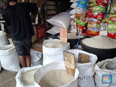 Duit Orang RI Sebulan Habis Untuk Ini, Konsumsi Beras Turun