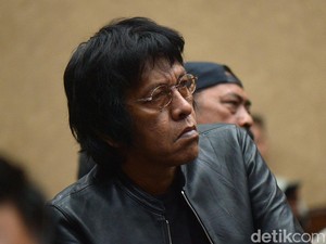 Biaya Aplikasi 10%, Proses Panjang Perjuangan DPR Atas Nasib Driver Ojol