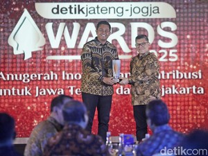 Pemkab Klaten Raih Penghargaan Kategori Pelopor Investasi Berbasis Desa Wisata