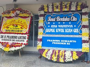 Karangan Bunga dari Prabowo hingga Megawati Penuhi Rumah Duka Kwik Kian Gie