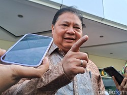 Video: Airlangga Tepis Isu Sri Mulyani Mundur