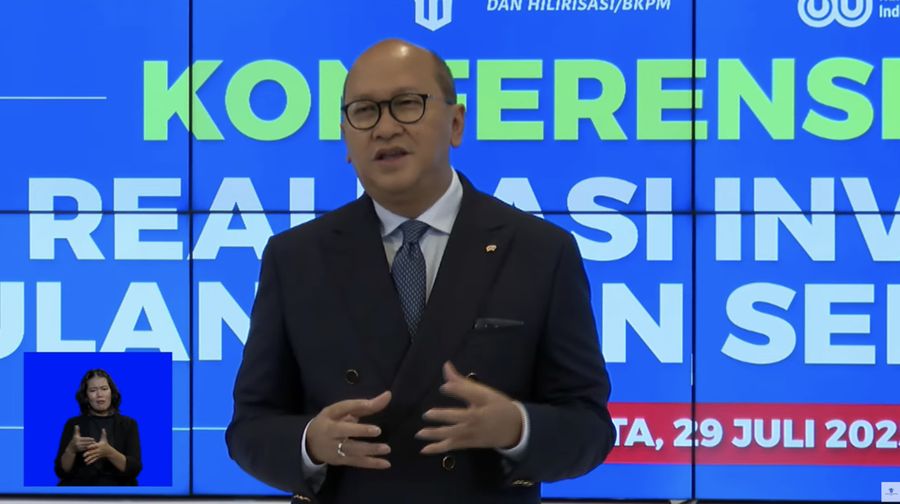 Menteri Investasi dan Hilirisasi/Kepala BKPM, Rosan Roeslani saat menyampaikan konferensi pers Capaian Realisasi Investasi Triwulan II dan Semester I Tahun 2025. (Tangkapan Layar Youtube/ Kementerian Investasi dan Hilirisasi - BKPM)