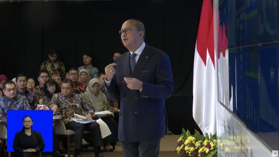 Menteri Investasi dan Hilirisasi/Kepala BKPM, Rosan Roeslani saat menyampaikan konferensi pers Capaian Realisasi Investasi Triwulan II dan Semester I Tahun 2025. (Tangkapan Layar Youtube/ Kementerian Investasi dan Hilirisasi - BKPM)