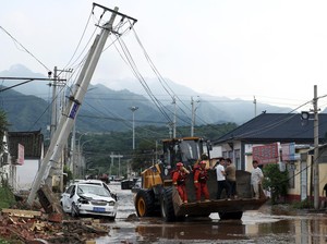 30 Orang Tewas Akibat Banjir di Beijing