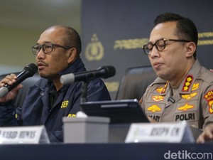 Video: Polisi Tak Temukan Peristiwa Pidana di Kasus Kematian Arya Daru