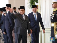 Momen Mesra bak Saudara, Prabowo & Anwar Ibrahim di Istana Negara