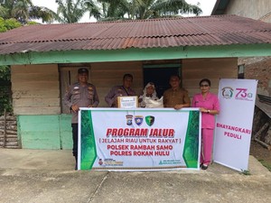 Jalur Polda Riau Hadir Sapa Warga di Desa Terpencil Rokan Hulu